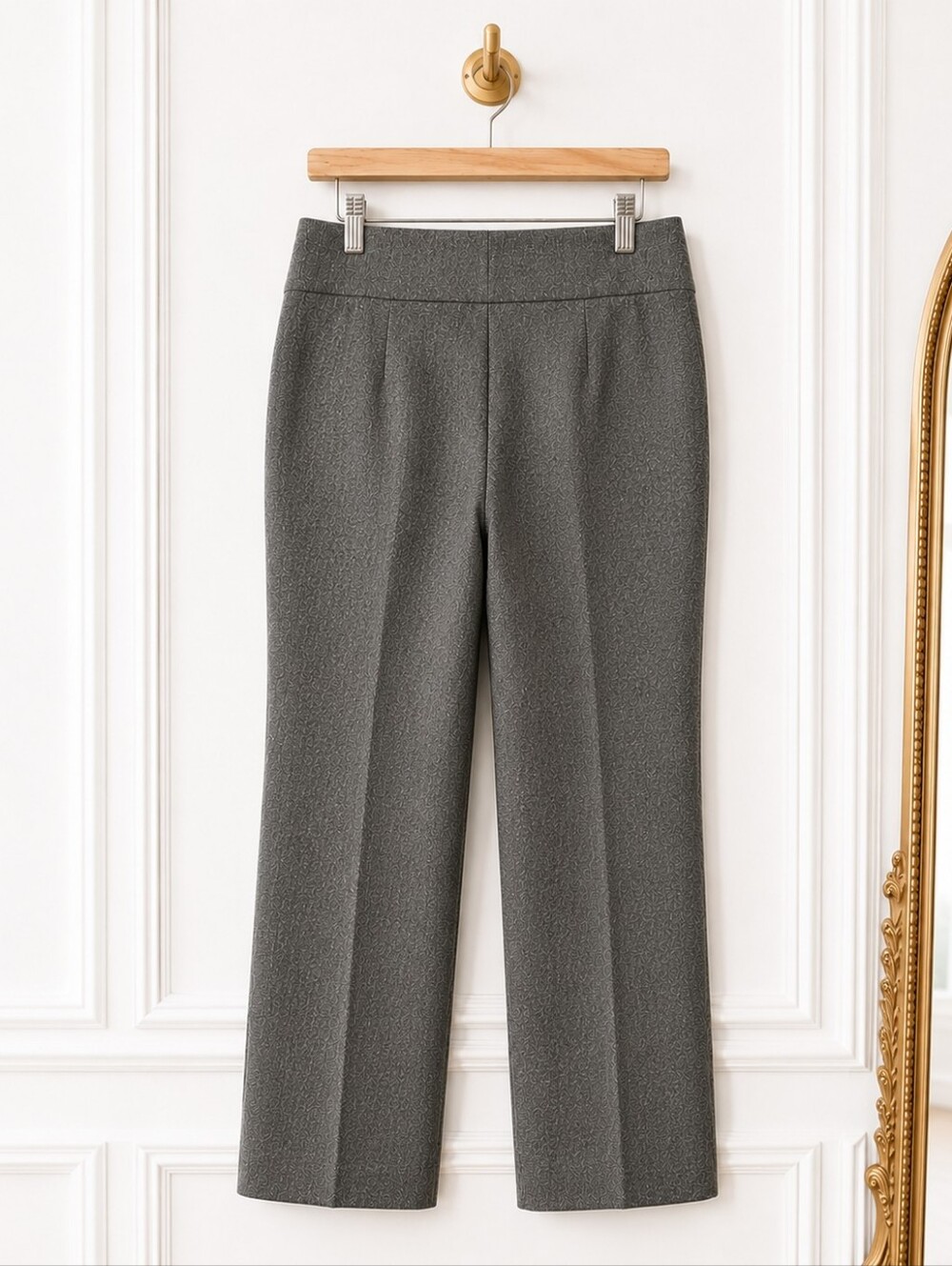 LOFT "Julie" Straight Leg Trousers ā Gray Textured Career Pants | Size 4 - Picture 7 of 9